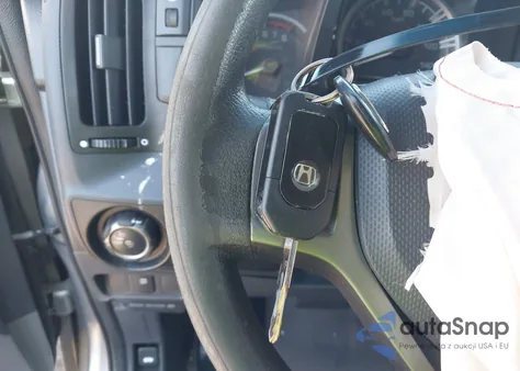 2011 Honda Ridgeline Rt z USA, uszkodzony, nr VIN 5FPYK1F21BB006056